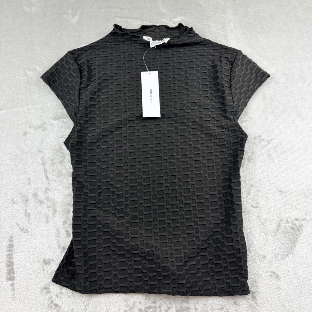 Urban Outfitters Women's Medium Black Textured Open Back Tie Top OB1912715‎ NWT